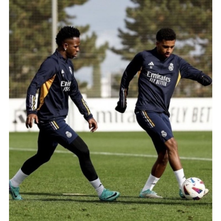 Giày đá bóng mercurial vapor 15 academy tf