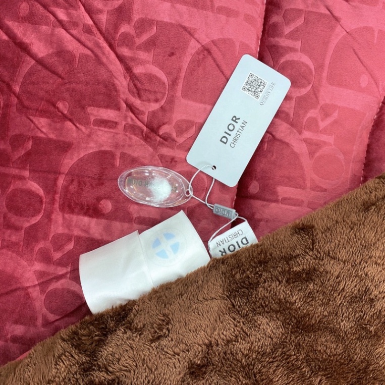 Chăn lông thỏ thương hiệu Dior Luxury cao cấp mẫu mới nhất 2022 - CH142