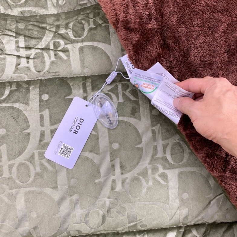 Chăn lông thỏ thương hiệu Dior Luxury cao cấp mẫu mới nhất 2022 - CH142