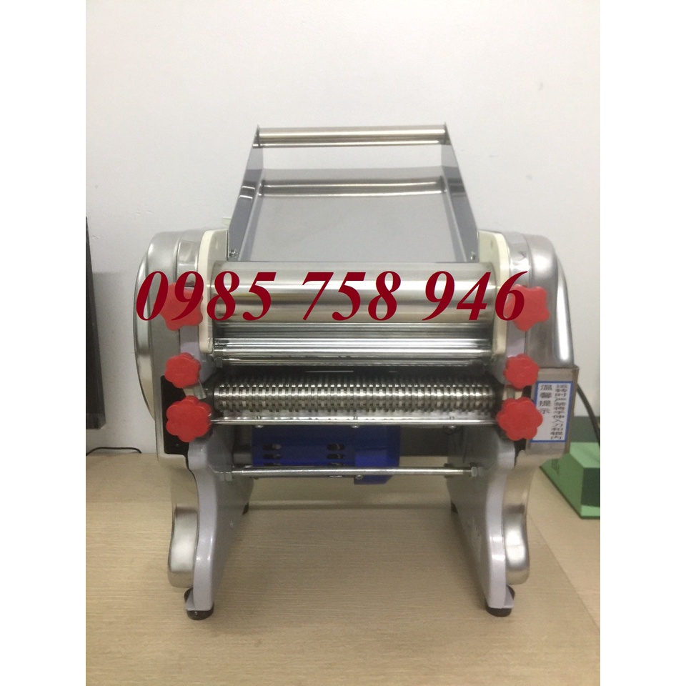 Máy cán mỏng đế pizza trục cán dài 24cm . Tặng kèm dao cắt mì