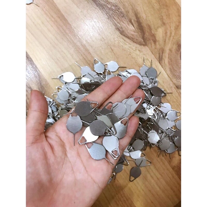 Que Chọc Sim Thép Không Gỉ Dùng Cho Các Đời Máy Smartphone. Bh 36 tháng