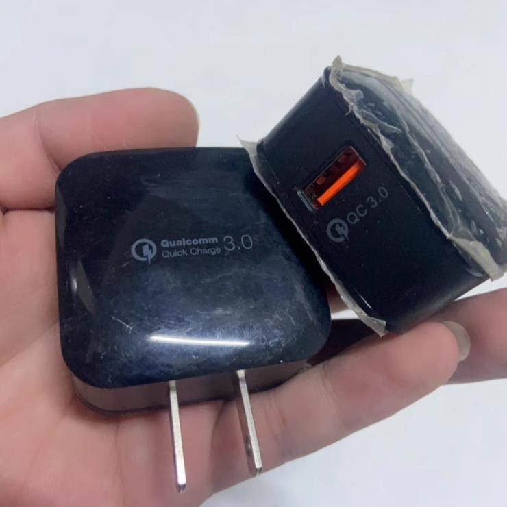 Sạc nhanh qc 3.0 quadcom thương hiệu hàng nhà may thanh lý