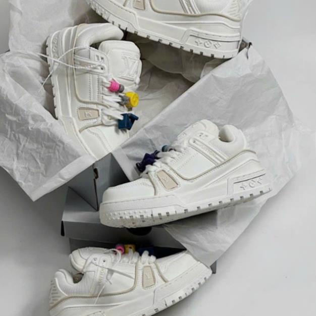 Giày thể thao Lou.is Vuit.ton Trainer Maxi Black White Trắng Đen Best Quality hot 2023, Giày sneaker Lv Sticker cao cấp