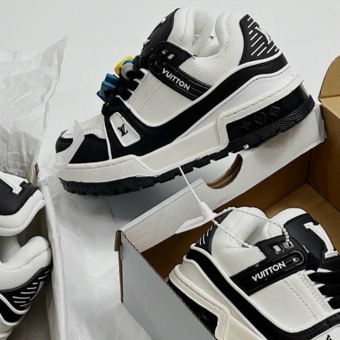 Giày thể thao Lou.is Vuit.ton Trainer Maxi Black White Trắng Đen Best Quality hot 2023, Giày sneaker Lv Sticker cao cấp