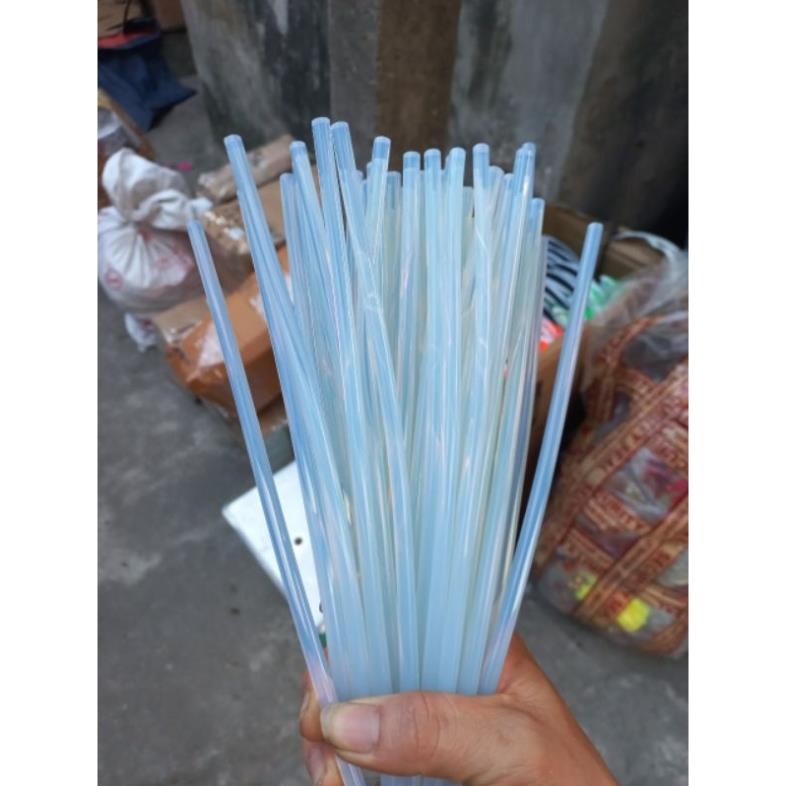 1 chiếc keo nến nhỏ dài