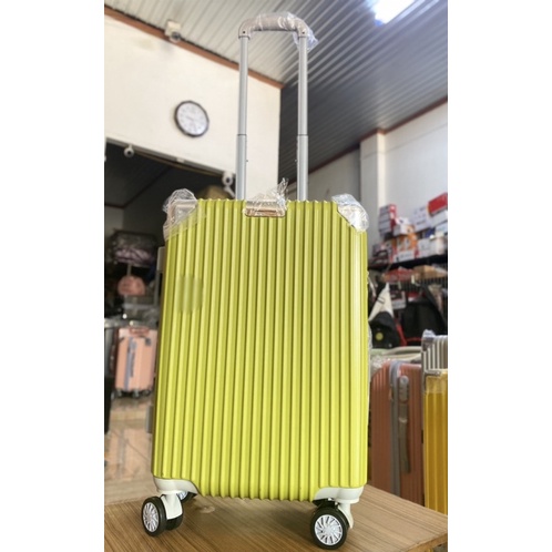 ValivaVali nhựa, vali kéo hành lí xách tay size 20inch bo góc nhôm