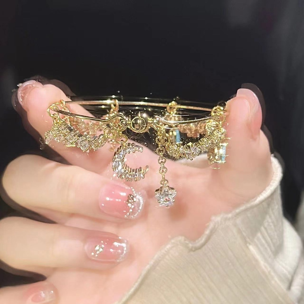 Vòng Đeo Tay Mặt Trăng Và Ngôi Sao Đính Đá zircon Phối Tua Rua Thời Trang Cao Cấp