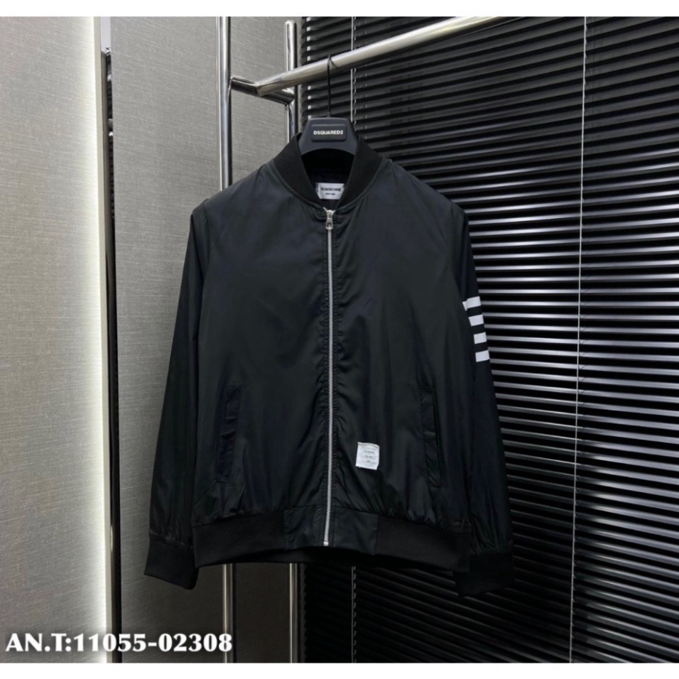 Áo Khoác Gió 2 Lớp Phối Kẻ Vạch Tay Nam Nữ. Áo Bomber Nam Nữ In 4 Vạch Sọc Tay Trẻ Trung Năng Động Phong Cách Boy