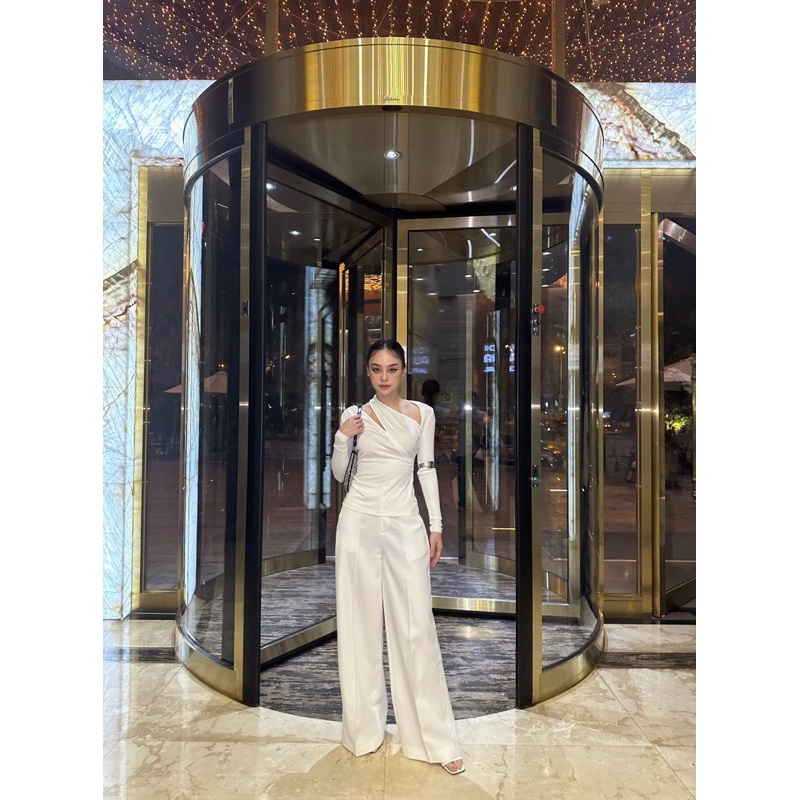 MOLLYNISTA  Áo thiết kế Kira thun cao cấp tay dài khoét chéo cut out thanh lịch quyến rũ nữ tính cao cấp