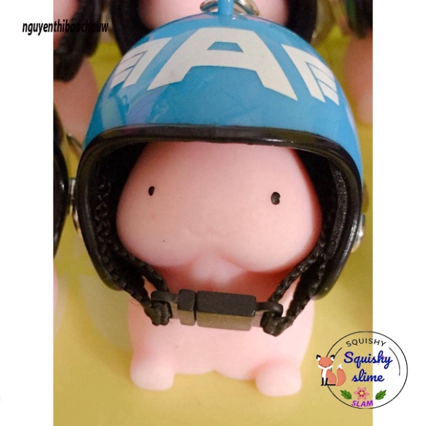 Bé ciu đội mũ bảo đảm nón bảo hiểm- Bé Ciu má phấn Đội Mũ siêu nhân vật móc khóa MSP55327