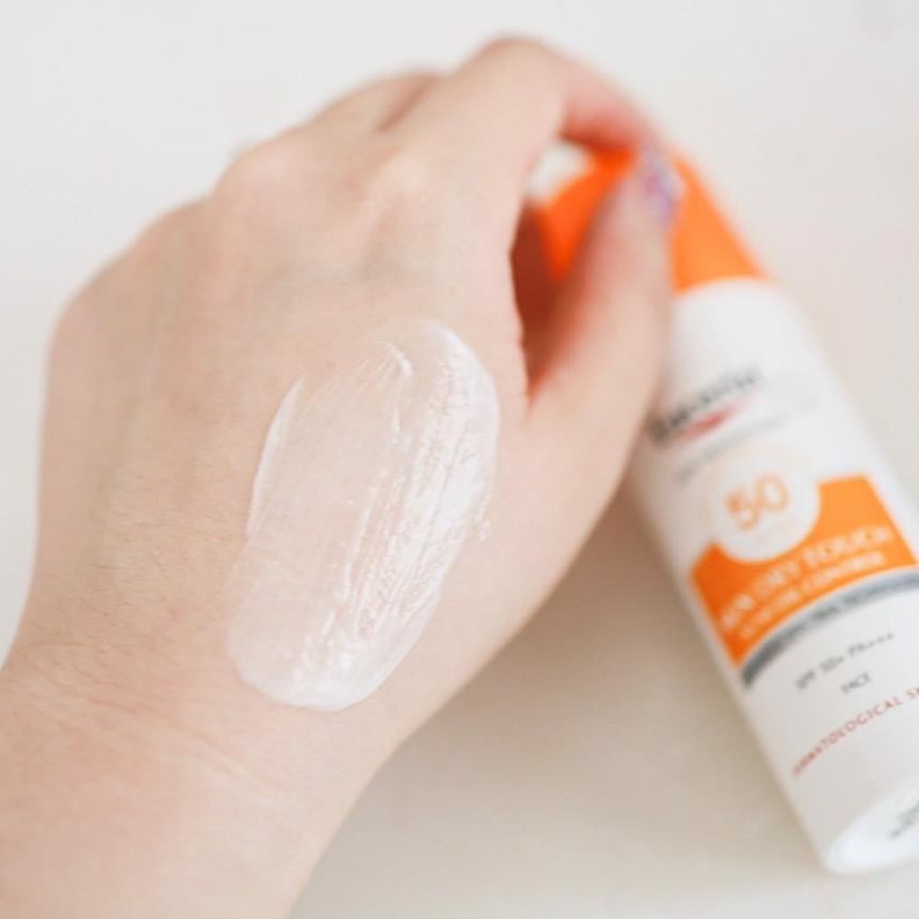 Kem Chống Nắng Eucerin Sun Gel-Cream Dry Touch Oil Control SPF50+ 50ml Cho Da Dầu Mụn Nhờn CHÍNH HÃNG