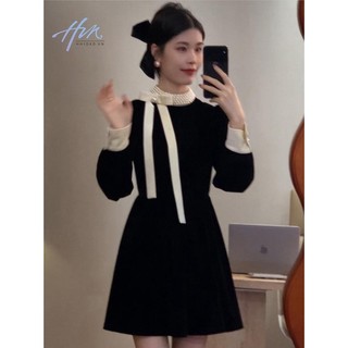 Đầm nhung đen phong cách retro pháp cho mẹ và bé