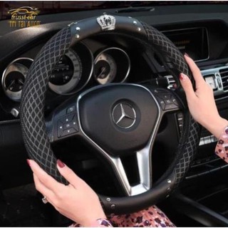 Bọc vô lăng ô tô đính đá Cao Cấp gắn Vương Miện Cao Cấp
