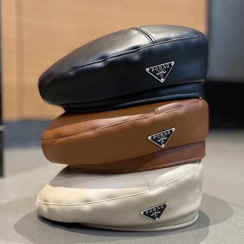 Mũ Nón Nồi Beret Da PU Logo Kim Loại Chữ PODAQ Phong Cách Hàn Quốc
