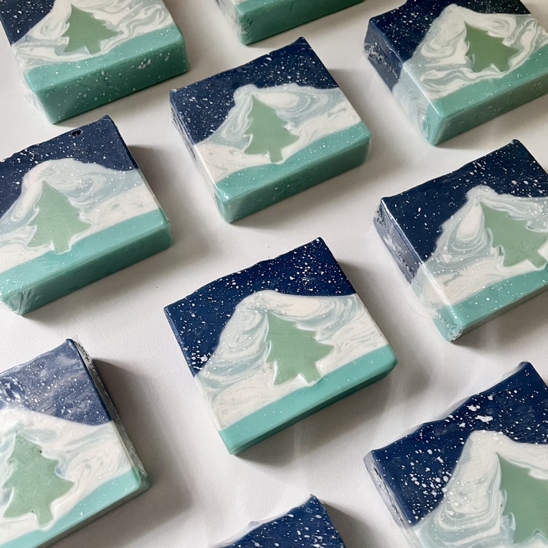 Xà Bông Giáng Sinh Organic tinh dầu GỖ THÔNG Jabón Concept