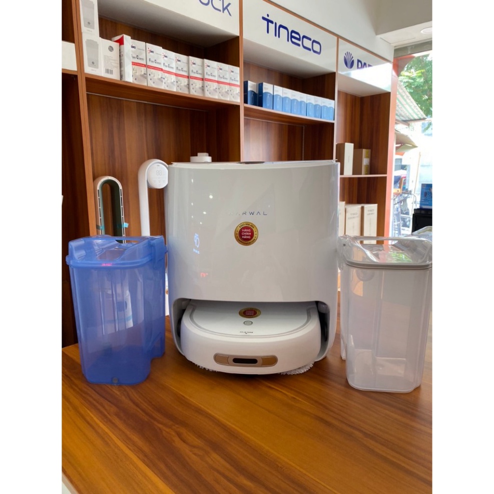 Robot hút bụi lau nhà Narwal J1 - tự giặt giẻ, sấy khô giẻ thông minh