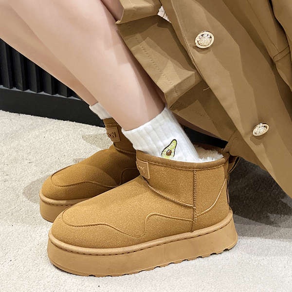 Giày Bốt Đi Tuyết Lót Lông Cừu Dày Dặn Thời Trang Mùa Đông Cho Nữ