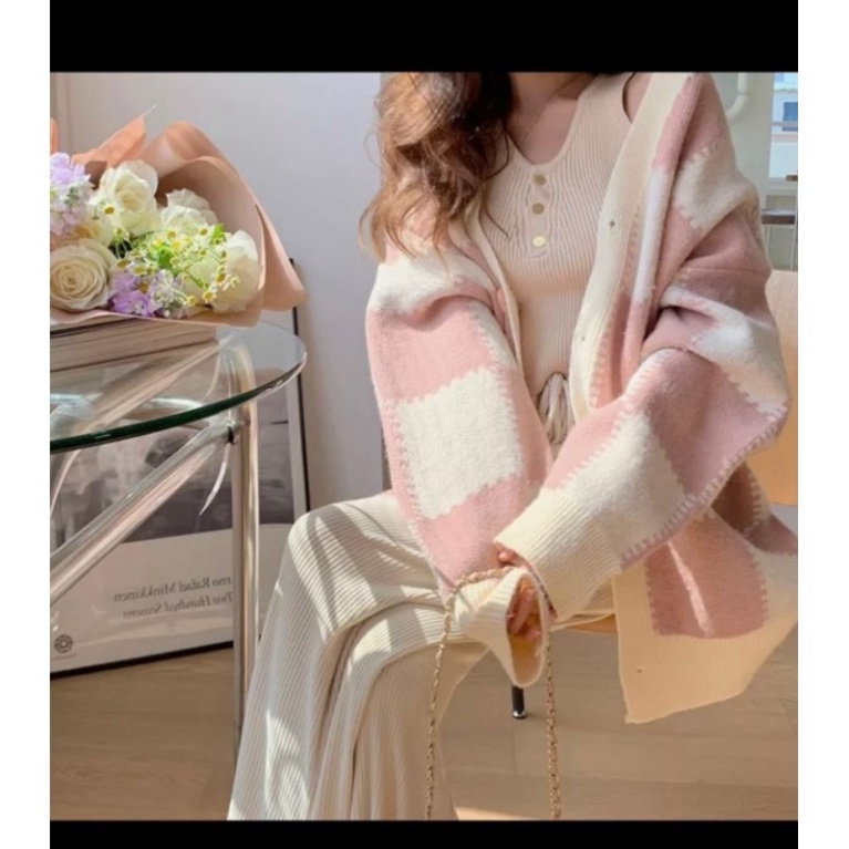 Áo khoác len cardigan sọc vuông phối màu kết hợp hồng trắng Hadu shop