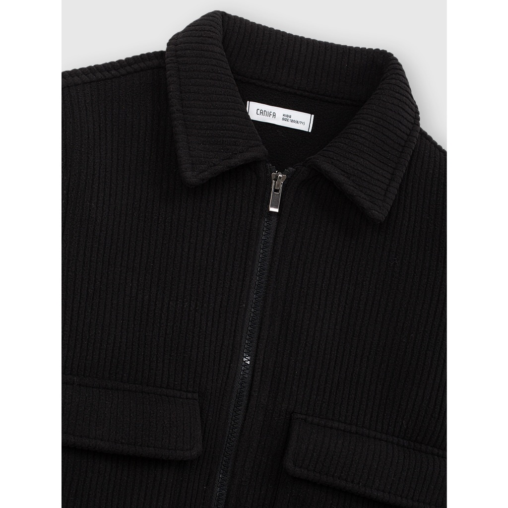 Áo khoác bé trai CANIFA dài tay cổ bẻ có túi chất nhung ép 2 mặt 2OT23C002