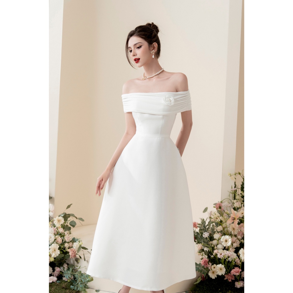 Váy trễ vai nhún đính hoa TIINSTORE VHN832