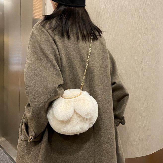 Túi Xách Lông Nhung Form Nhỏ Nhắn Xinh Xắn Thiết Kế Tai Thỏ Siêu Cute TN004