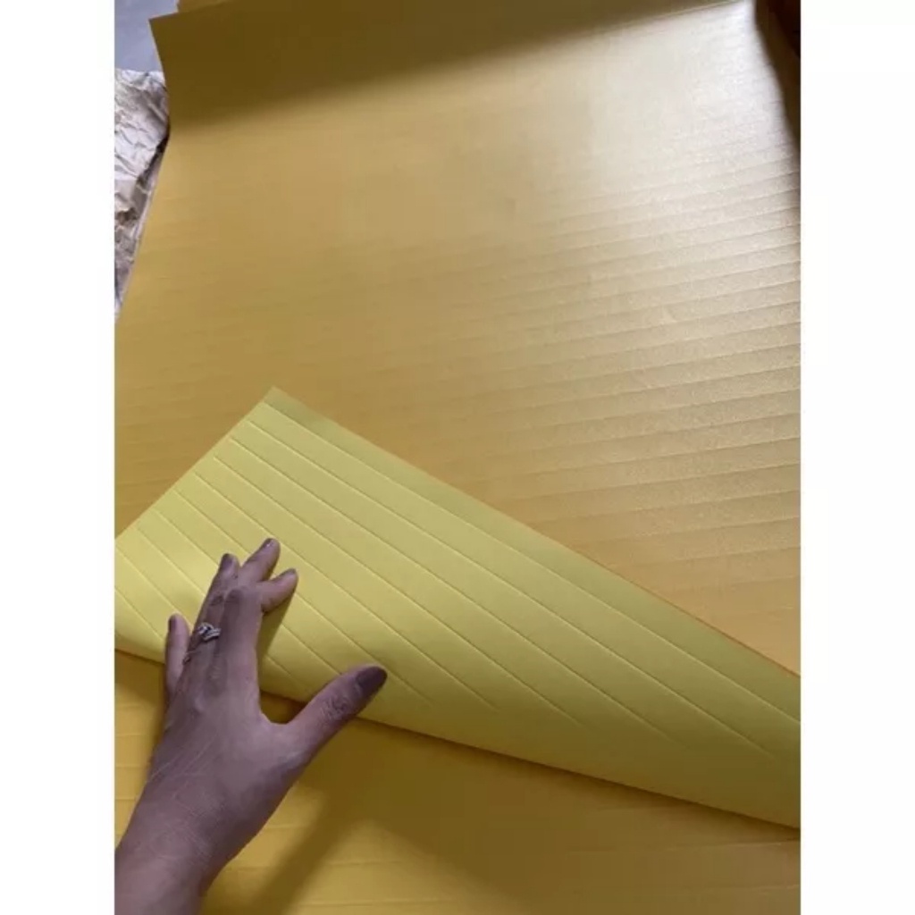 Giấy gấp quạt đỏ nhung trang trí, khổ 55x80cm, có nếp gấp sẵn hàng đẹp Only Store