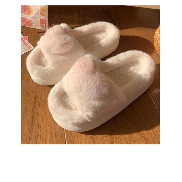 HÀNG LOẠI 1 Dép bông, dép đi trong nhà hình trái tim dễ thương