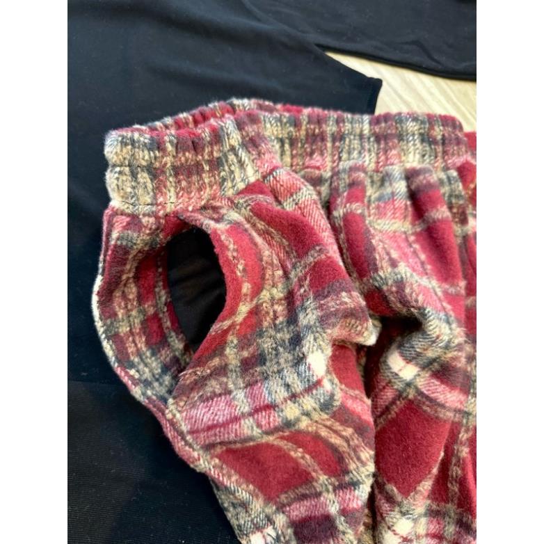 Bộ áo tăm zip lông màu đen mix quần dạ kẻ hot