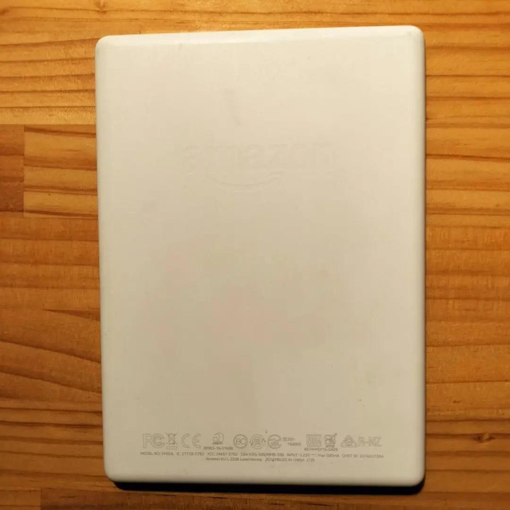 Máy Đọc Sách Kindle Basic 8 CODE 33384