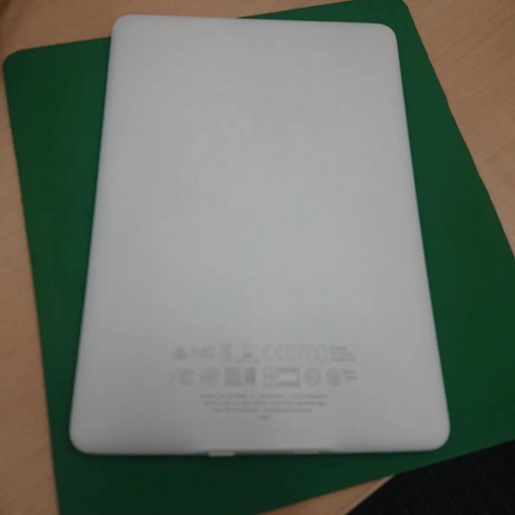 Máy Đọc Sách Kindle Paperwhite gen 3 7th 4g CODE 84804