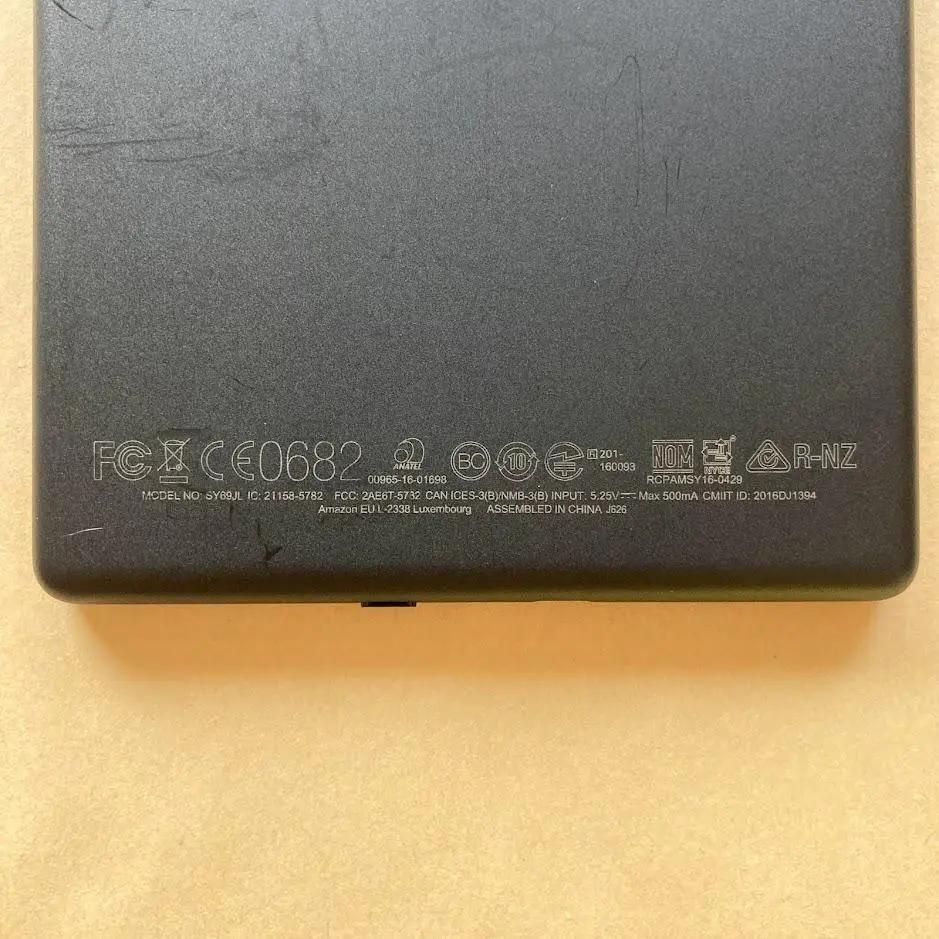 Máy Đọc Sách Kindle Basic 8 CODE 70946