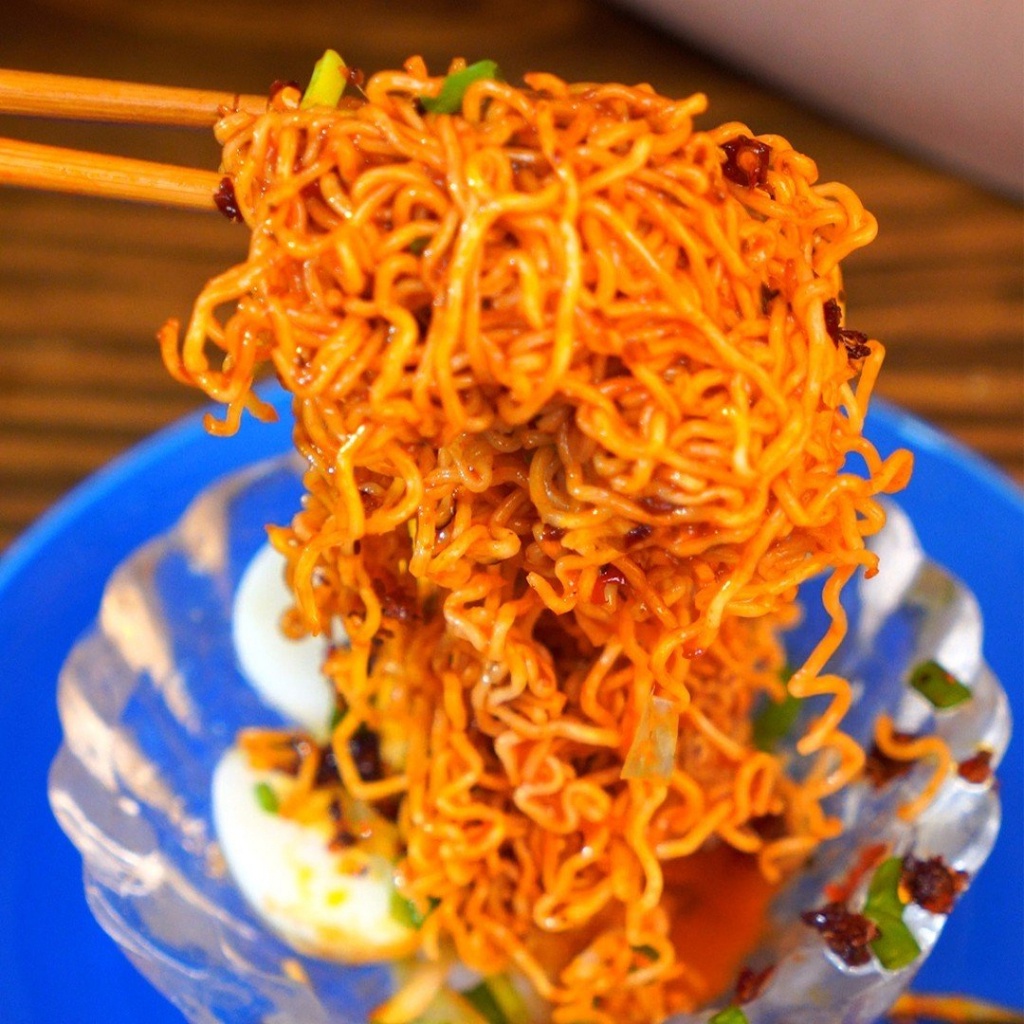 Ớt xào xé lưỡi Thích Cay 150g đa dụng cho các tín đồ mê ăn cay, dùng trong nhiều món ăn hàng ngày