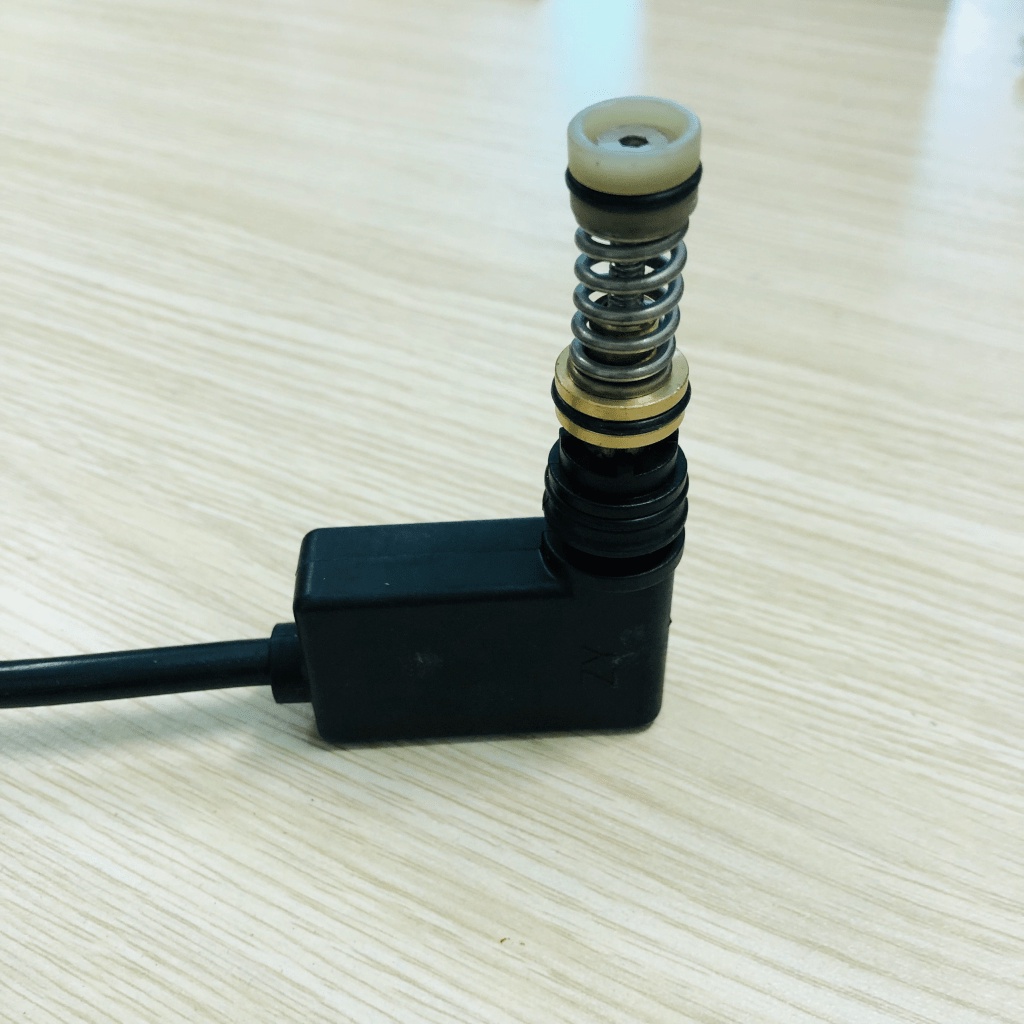 Rơ-le máy rửa xe mini gia đình