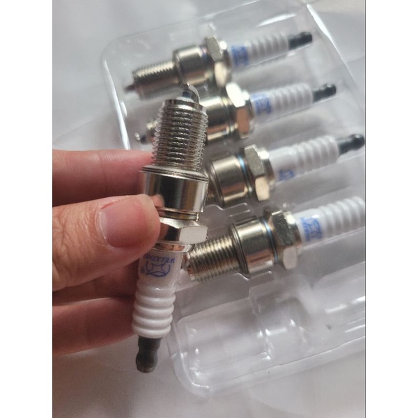 Bugi đánh lửa cho động cơ 4 thì 5.5hp -27hp