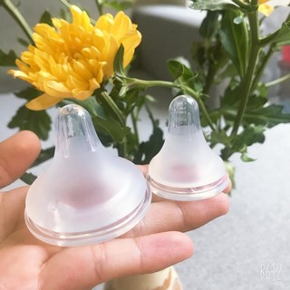 Núm ti siêu mềm cổ rộng và cổ hẹp