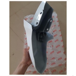 Chắn bùn trước (Dè) Nouvo 6 trắng .