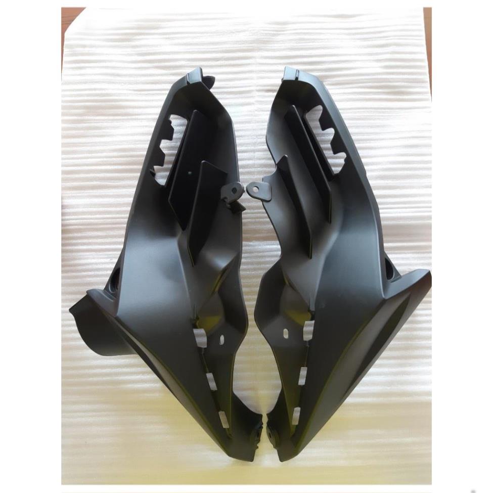 Mỏ cầy (Ốp thân) Exciter 2011 Yamaha .