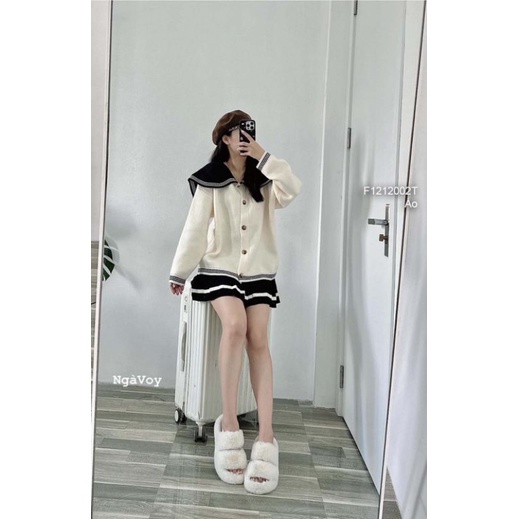 Áo đen tay dài cổ thủy thủ viền đáng yêu 1710