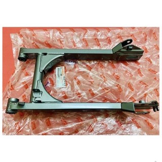 Càng sau, gắp sau yamaha sirius chính hãng 100% .