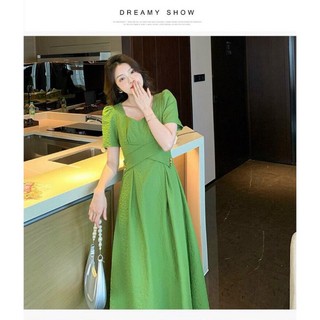 HÀNG NHẬP - ĐẦM XANH XÒE CỔ VUÔNG CHÉO EO