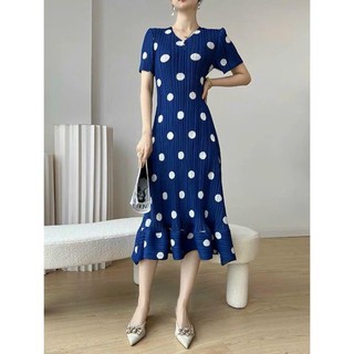 HÀNG NHẬP - ĐẦM ĐUÔI CÁ DẬP LY CHẤM BI
