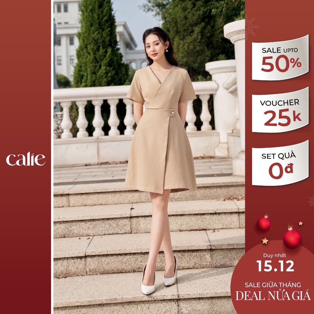 Váy dáng A cách điệu phối cúc thanh lịch nhẹ nhàng tôn dáng Calie VA181