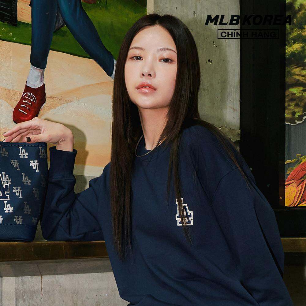 MLB - Áo sweatshirt unisex cổ tròn tay dài Classic Monogram Gradient Big Lux 3AMTM0234-07NYD