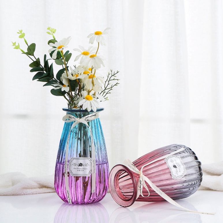 Lọ hoa thủy tinh nhiều màu sắc phong cách dùng cắm hoa tươi, hoa lụa, hoa khô trang trí decor phòng, cao 20cm