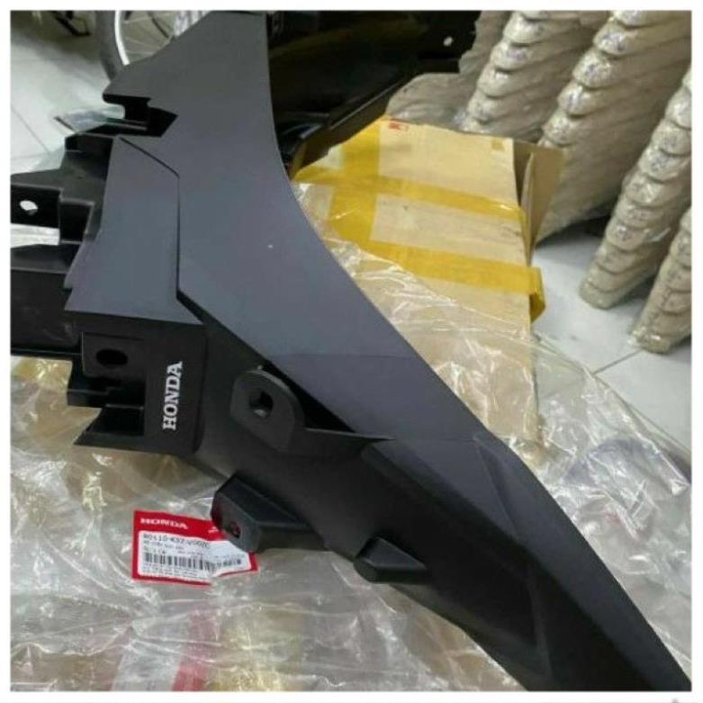đuôi dè chắn bùn sau wave blade 110 zin .