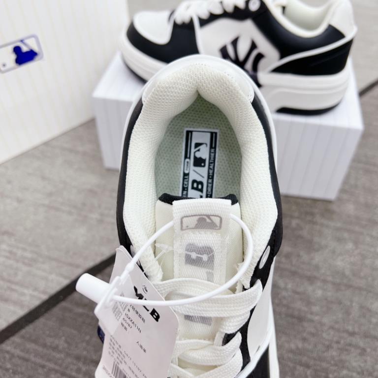 Giày Thể Thao Độn Đế Liner Đen Trắng