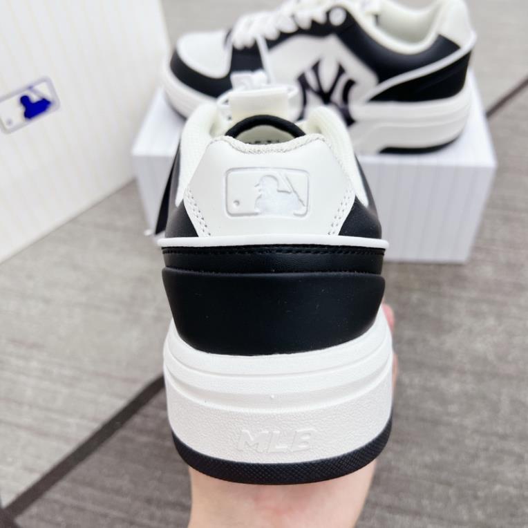 Giày Thể Thao Độn Đế Liner Đen Trắng