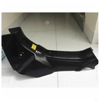 Yếm cắt xe dream II loại 1 .