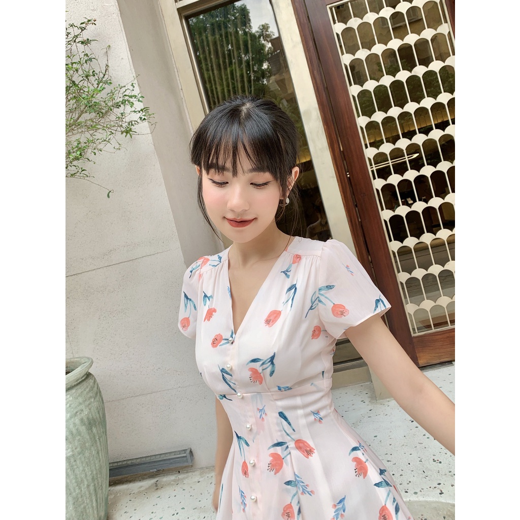 Váy Hoa cổ V cúc trai thiết kế chiết eo, tôn dáng thanh lịch 1VA296BE Lep'