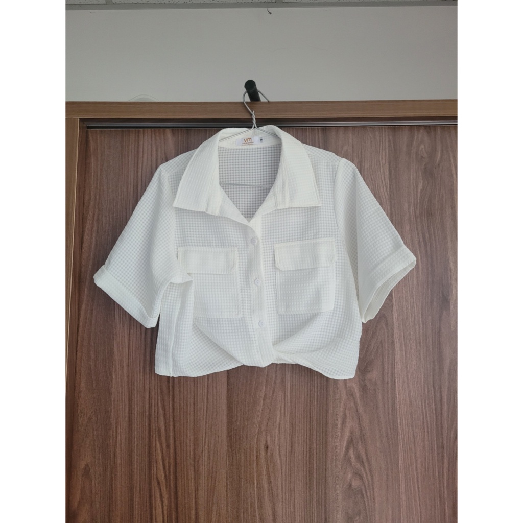 Pass - Áo sơ mi croptop freesize thắt nơ
